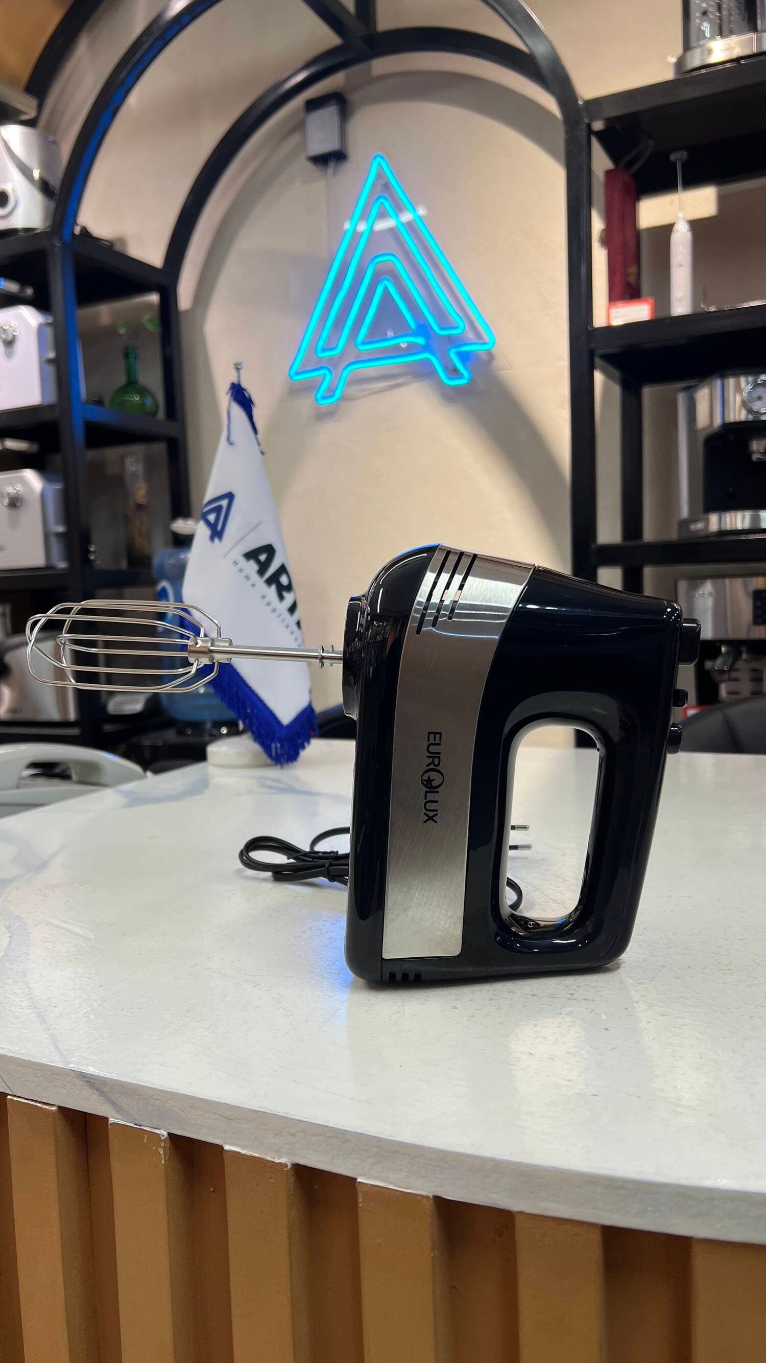 همزن دستی یورولوکس 3835dsb - تصویر 2